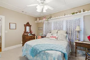 203 E Oak St, Weatherford, TX 76086 - Photo 17