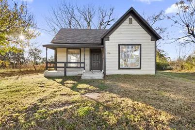 202 S Dunbar Lane, Emory, TX 75440 - Photo 1