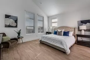 723 W 10th St, Dallas, TX 75208 - Photo 11