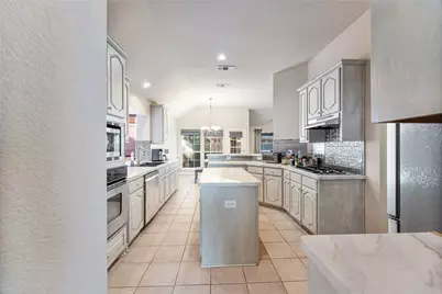 11617 Pheasant Creek Drive, Fort Worth, TX 76244 - Photo 13