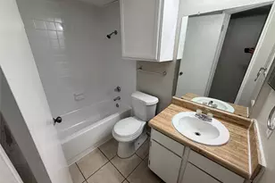 9520 Royal Ln, Dallas, TX 75243 - Photo 9