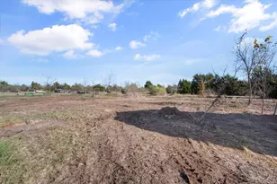 142 SE County Rd 3144, Corsicana, TX 75109 - Photo 35