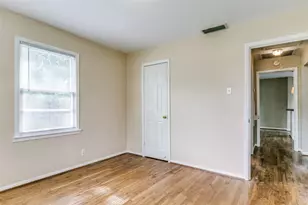 10376 Bel Aire Dr, Dallas, TX 75218 - Photo 9