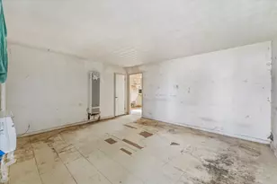 12924 Mitchell Dr, Balch Springs, TX 75180 - Photo 3