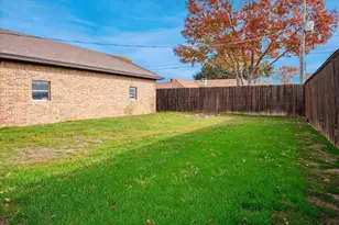 5352 Colorado Ct, North Richland Hills, TX 76180 - Photo 25