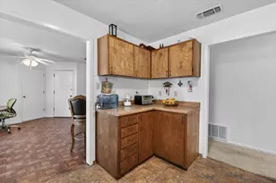 1706 Hitching Post Rd, Granbury, TX 76049 - Photo 11