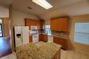 4017 Chinaberry Dr, Garland, TX 75043 - Photo 7