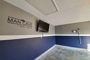 4017 Chinaberry Dr, Garland, TX 75043 - Photo 17