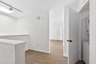 4338 Hartford St, Dallas, TX 75219 - Photo 9