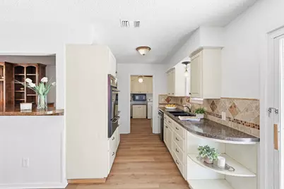 808 Bridle Avenue, White Settlement, TX 76108 - Photo 11