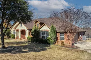 1735 Woodridge Ct, Aledo, TX 76008 - Photo 3