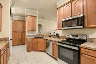 1917 Cavender Cir, Denton, TX 76205 - Photo 15