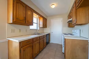 1107 Valley View Dr, Glenn Heights, TX 75154 - Photo 3