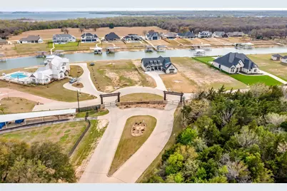 1544 Laguna Bay, Pelican Bay, TX 76020 - Photo 1