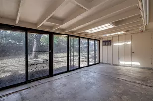 228 Lester St, Burleson, TX 76028 - Photo 23