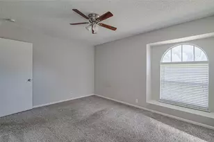 228 Lester St, Burleson, TX 76028 - Photo 13