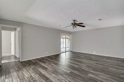 228 Lester Street, Burleson, TX 76028 - Photo 3