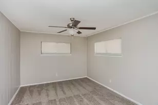 604 Stonewall Dr, Euless, TX 76039 - Photo 7