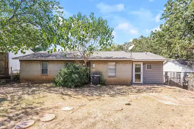 604 Stonewall Drive, Euless, TX 76039 - Photo 15