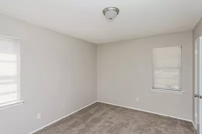 604 Stonewall Drive, Euless, TX 76039 - Photo 11