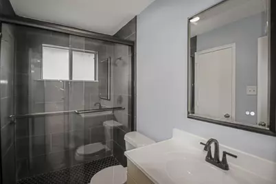 400 Kalmia Drive, Arlington, TX 76018 - Photo 15