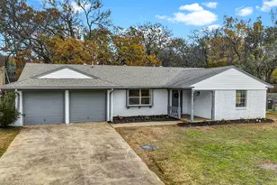 905 Pontiac Ct, Arlington, TX 76013 - Photo 5