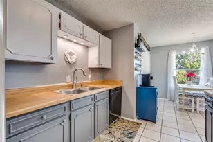 751 Tumbleweed Ct, Fort Worth, TX 76108 - Photo 11