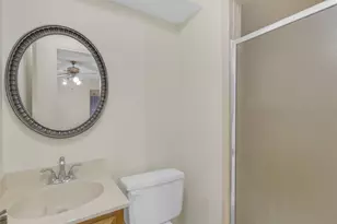 421 Pebblecreek Dr, Garland, TX 75040 - Photo 17