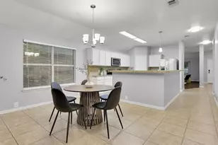 8421 Ranch Hand Trail, Fort Worth, TX 76131 - Photo 9