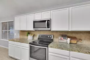 8421 Ranch Hand Trail, Fort Worth, TX 76131 - Photo 3