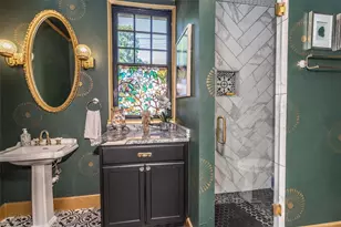 319 S Denton St, Gainesville, TX 76240 - Photo 17