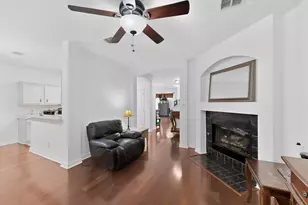 1117 Indian Trail Ct, Roanoke, TX 76262 - Photo 3