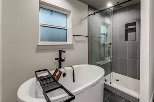 11510 Midway Rd, Dallas, TX 75229 - Photo 9