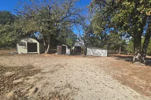 221 Private Rd 8807, Ben Wheeler, TX 75754 - Photo 23