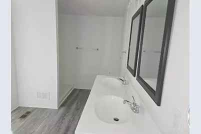 221 Private Road 8807, Ben Wheeler, TX 75754 - Photo 11