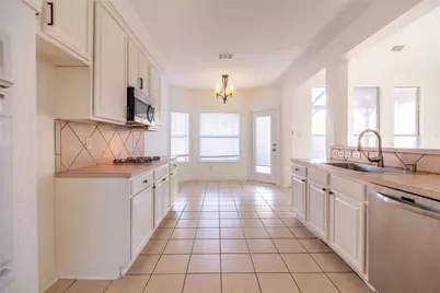 7914 Albany Drive, Rowlett, TX 75089 - Photo 5