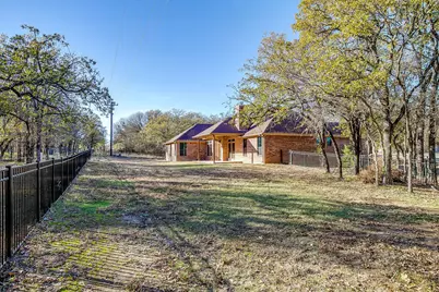129 Eagle Drive, Lipan, TX 76462 - Photo 37