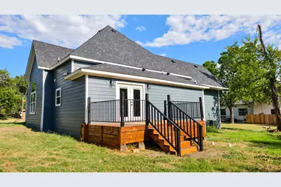 408 S Santa Fe Street, Wolfe City, TX 75496 - Photo 15