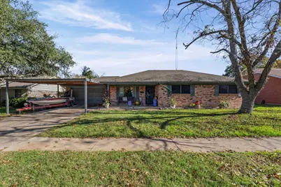 5806 Stratford Drive, Waco, TX 76710 - Photo 1