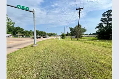 114 Bruce Street, Gilmer, TX 75644 - Photo 11