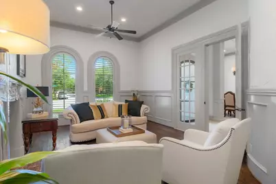 4001 Memorial Court, Carrollton, TX 75010 - Photo 7