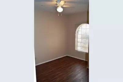 516 Billie Ruth Lane #516, Hurst, TX 76053 - Photo 3