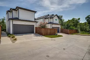 2216 Scenic Bluff Dr, Fort Worth, TX 76111 - Photo 13