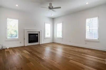 2216 Scenic Bluff Drive, Fort Worth, TX 76111 - Photo 3