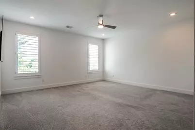 2216 Scenic Bluff Drive, Fort Worth, TX 76111 - Photo 25