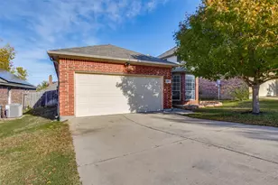 5812 Minnow Dr, Fort Worth, TX 76179 - Photo 3