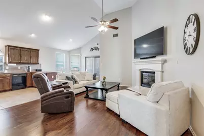 5812 Minnow Drive, Fort Worth, TX 76179 - Photo 7