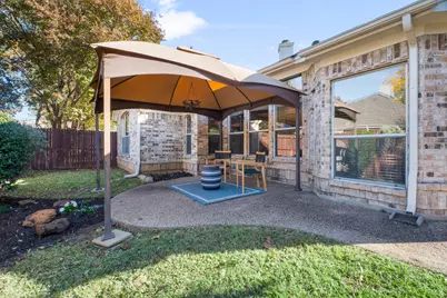 2305 Folkstone Way, Bedford, TX 76021 - Photo 23