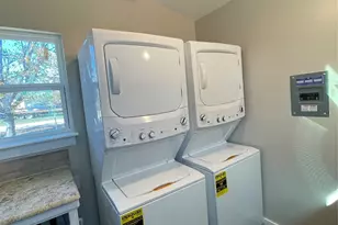 110 Crockett St, Valley View, TX 76272 - Photo 19