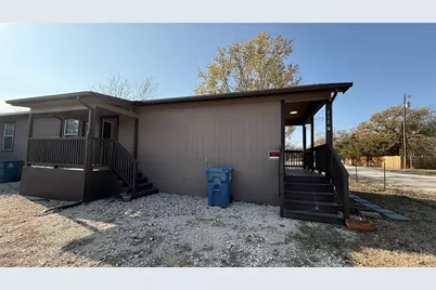 110 Crockett Street #A, Valley View, TX 76272 - Photo 17